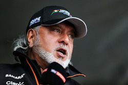 Dr. Vijay Mallya, Sahara Force India Formula One Team Owner with a Kingfisher rickshaw