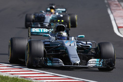 Валттері Боттас, Льюіс Хемілтон, Mercedes AMG F1 W08