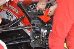 Ferrari SF16-H: si cambia la barra antirollio a Raikkonen
