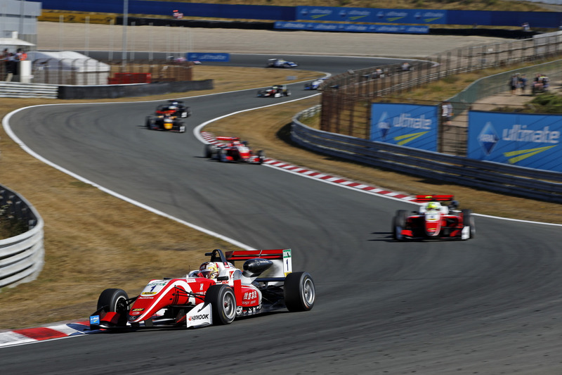 Guanyu Zhou, PREMA Theodore Racing Dallara F317 - Mercedes-Benz