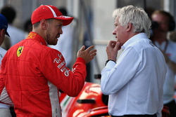 Sebastian Vettel, Ferrari ve Charlie Whiting, FIA Delegesi