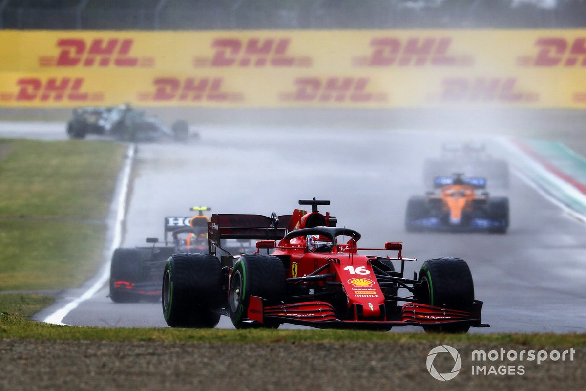 Charles Leclerc, Ferrari SF21, Sergio Perez, Red Bull Racing RB16B