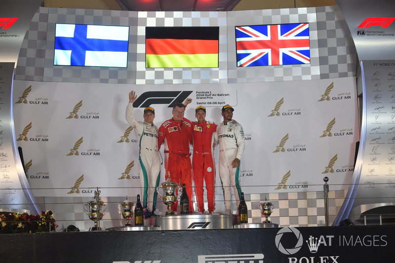 Podyum: 2. Valtteri Bottas, Mercedes-AMG F1, yarış galibi Sebastian Vettel, Ferrari, 3. Lewis Hamilton, Mercedes-AMG F1