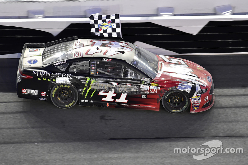 2017: #41 Kurt Busch - Stewart-Haas Racing Ford