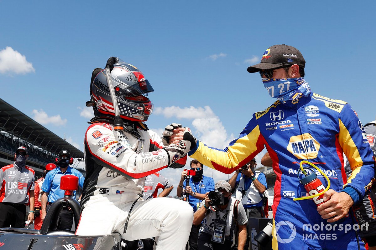 Marco Andretti congratulated on his pole by Alexander Rossi, a driver who put #98 into IMS Victory Lane in 2016.