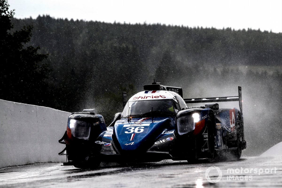 #36 Signatech Alpine Elf Alpine A470: Thomas Laurent, Andre Negrao, Pierre Ragues