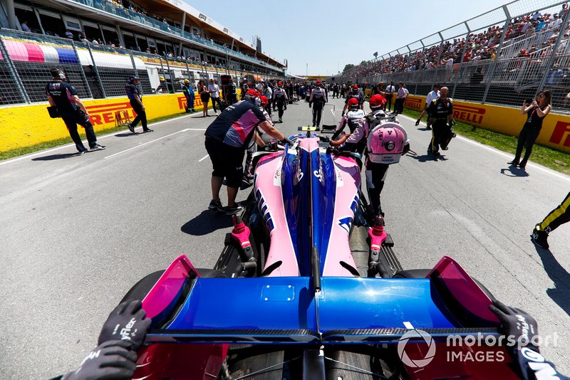 Lance Stroll, Racing Point RP19, arrives on the grid