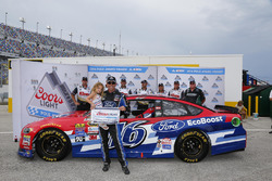 Polesitter Greg Biffle, Roush Fenway Racing, Ford