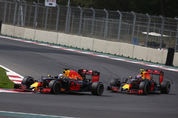 Daniel Ricciardo, Red Bull Racing RB12 and Max Verstappen, Red Bull Racing RB12