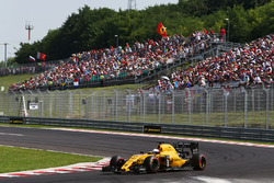 Kevin Magnussen, Renault Sport F1 Team RS16