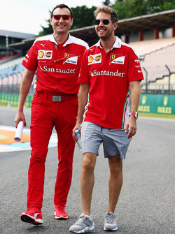 Sebastian Vettel, Ferrari walks the circuit with the team