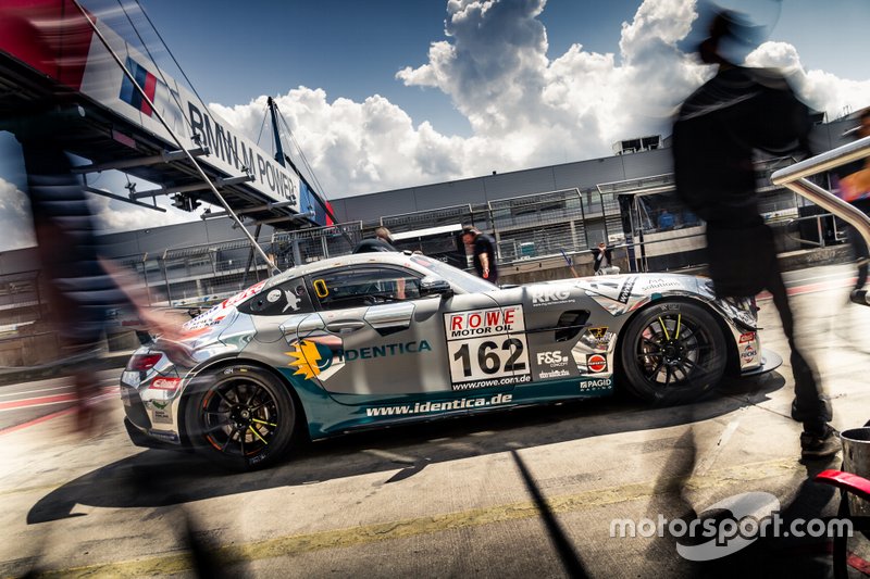Yannick Mettler, Tobias Müller, Tim Scheerbarth, Tristan Viidas, Mercedes-AMG GT4, Black Falcon