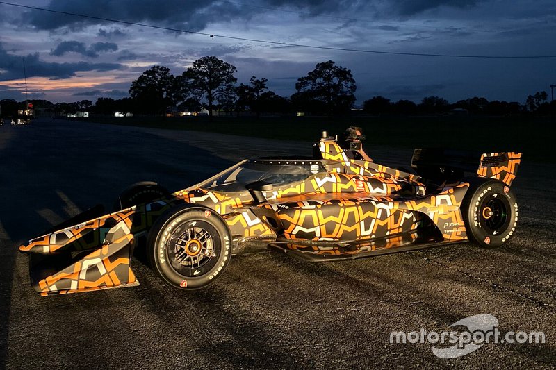Arrow McLaren SP diseño test