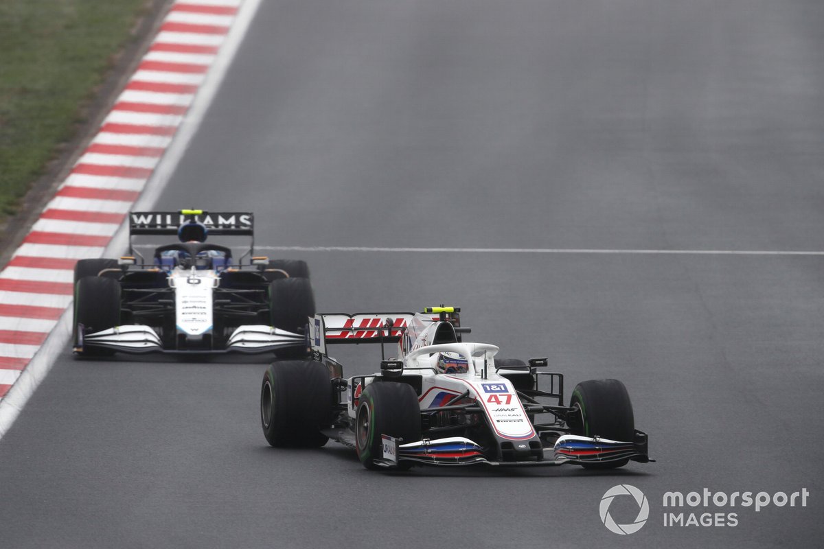 Mick Schumacher, Haas VF-21, Nicholas Latifi, Williams FW43B