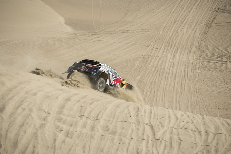 #303 Peugeot Sport Peugeot 3008 DKR: Карлос Сайнс, Лукас Крус