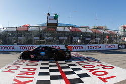 #10 Wayne Taylor Racing Corvette DP: Ricky Taylor, Jordan Taylor race winners