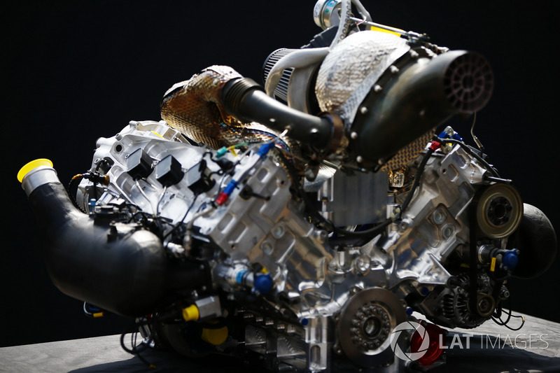 Az új F2-es motor