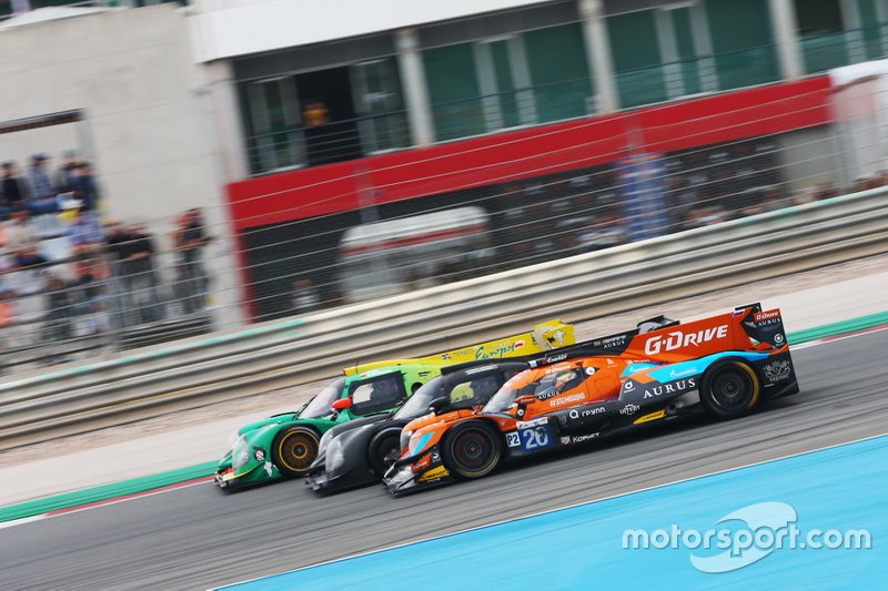 Aurus 01 Gibson №26 команды G-Drive Racing: Роман Русинов, Йоб ван Эйтерт, Жан-Эрик Вернь