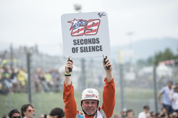 69 Schweigesekunden für Nicky Hayden