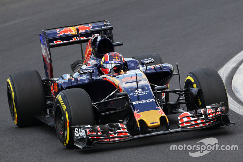 12. Daniil Kvyat, Scuderia Toro Rosso STR11