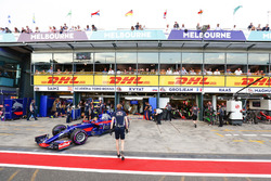 Даниил Квят, Scuderia Toro Rosso STR12