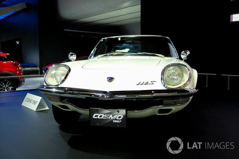 Mazda Cosmo