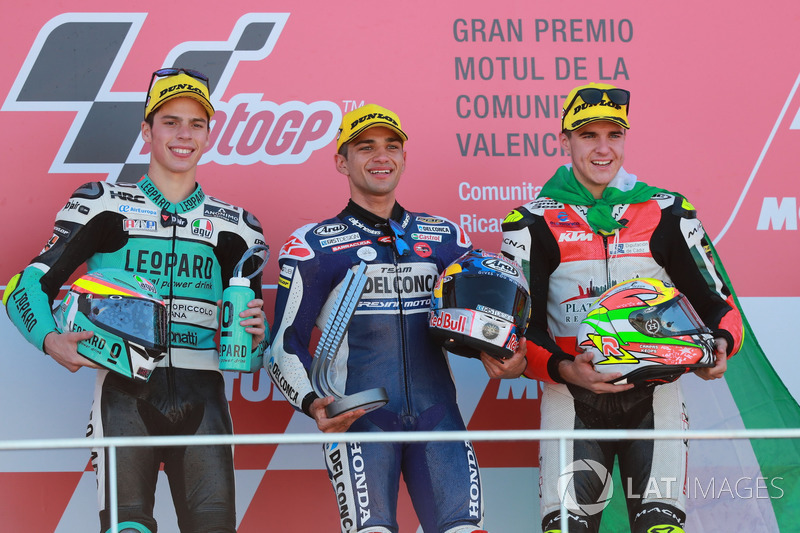 Podio: segundo lugar Joan Mir, Leopard Racing, Ganador de la carrera Jorge Martin, Del Conca Gresini Racing Moto3, tercer lugar Marcos Ramírez, Platinum Bay Real Estate