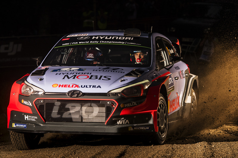 Тьєррі Ньовілль, Ніколя Гілсоул, Hyundai i20 WRC, Hyundai Motorsport