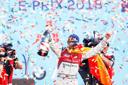 Podio: ganador de la carrera Daniel Abt, Audi Sport ABT Schaeffler