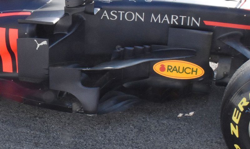 Red Bull Racing RB15, dettaglio del deviatore di flusso privo dei soffiaggi