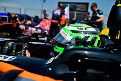 Nico Hulkenberg, Sahara Force India F1 VJM09 on the grid