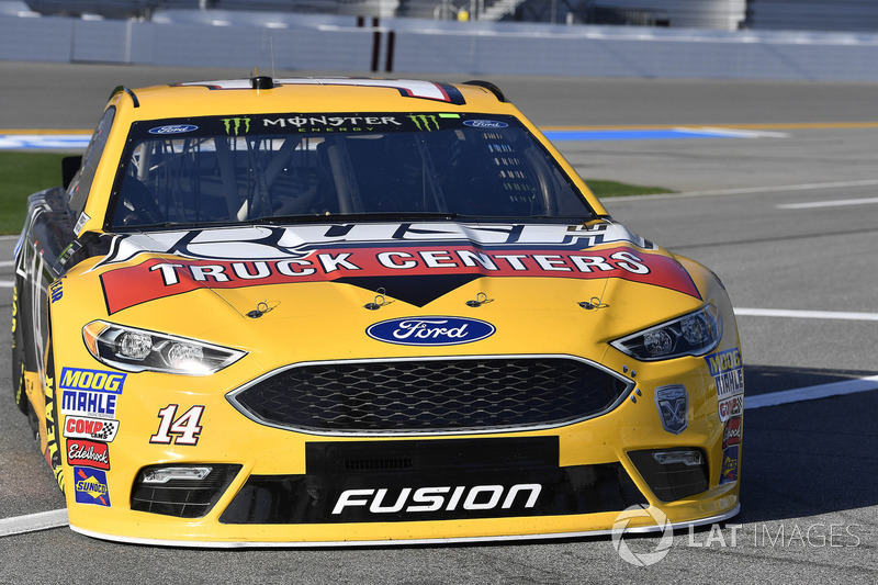 Clint Bowyer, Stewart-Haas Racing, Rush Truck Centers/Mobil 1 Ford