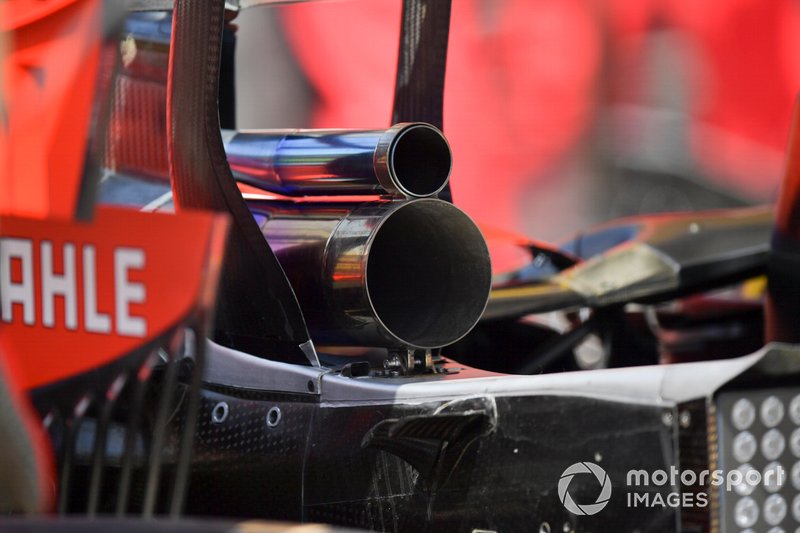 Les échappements de la Ferrari SF90