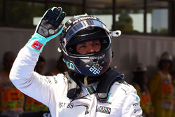 Nico Rosberg, Mercedes AMG F1 celebrates his second position in qualifying parc ferme. 14.05.2016.