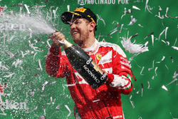 Себастьян Феттель, Ferrari радіе третьому місцю на подіумі