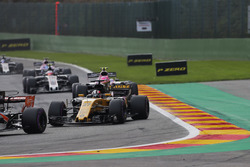Nico Hulkenberg, Renault Sport F1 Team RS17, Esteban Ocon, Sahara Force India F1 VJM10, Kevin Magnussen, Haas F1 Team VF-17