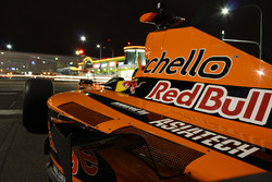 Adelaide sokaklarında Arrows F1