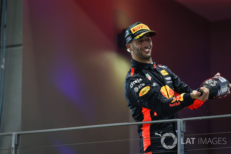 Podium: second place Daniel Ricciardo, Red Bull Racing