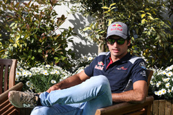 Карлос Сайнс-мол., Scuderia Toro Rosso