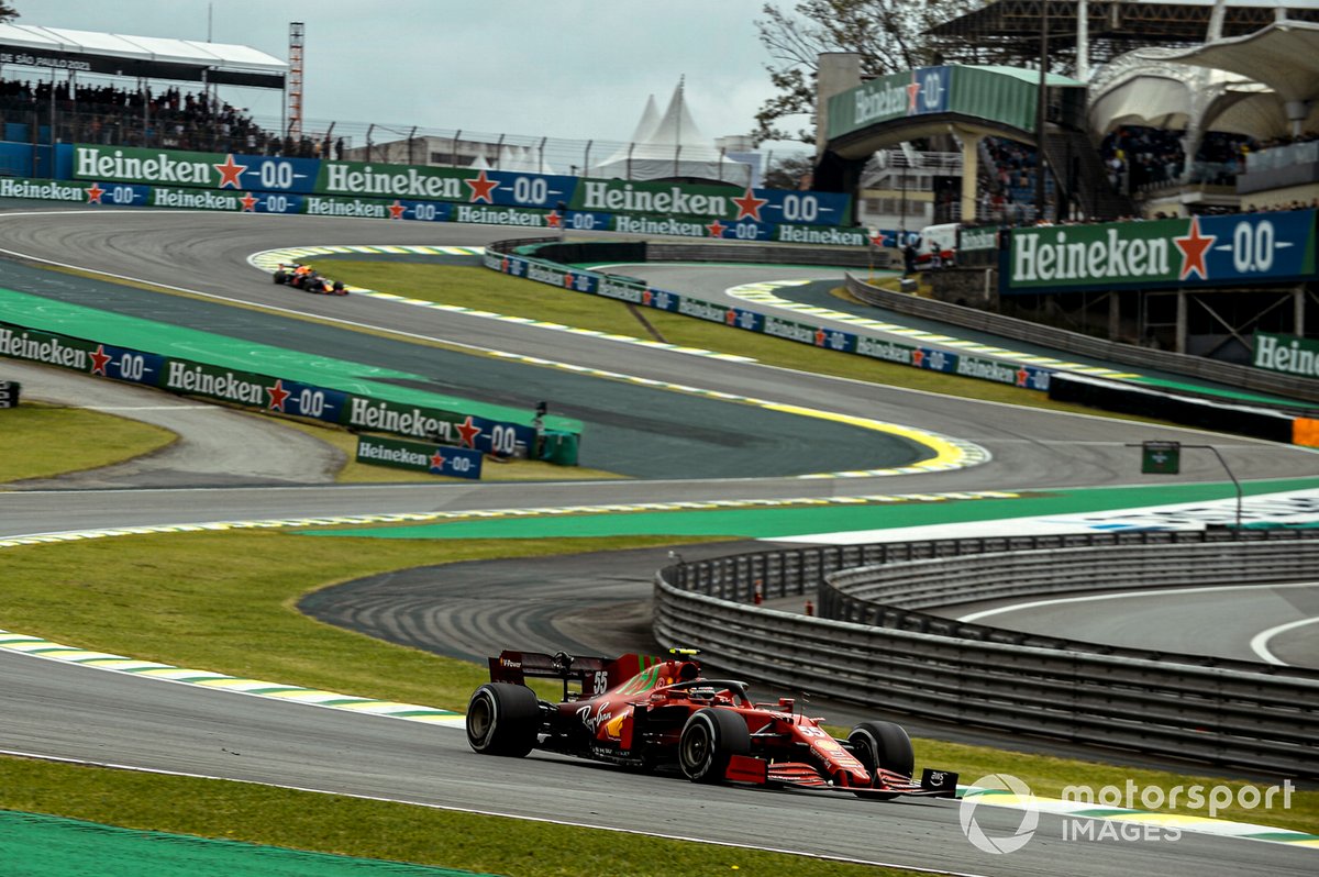Carlos Sainz Jr., Ferrari SF21