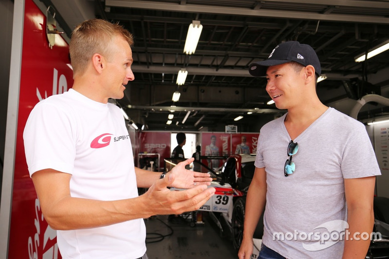 №39 Lexus Team Sard Lexus LC500: Хейкки Ковалайнен и Камуи Кобаяши