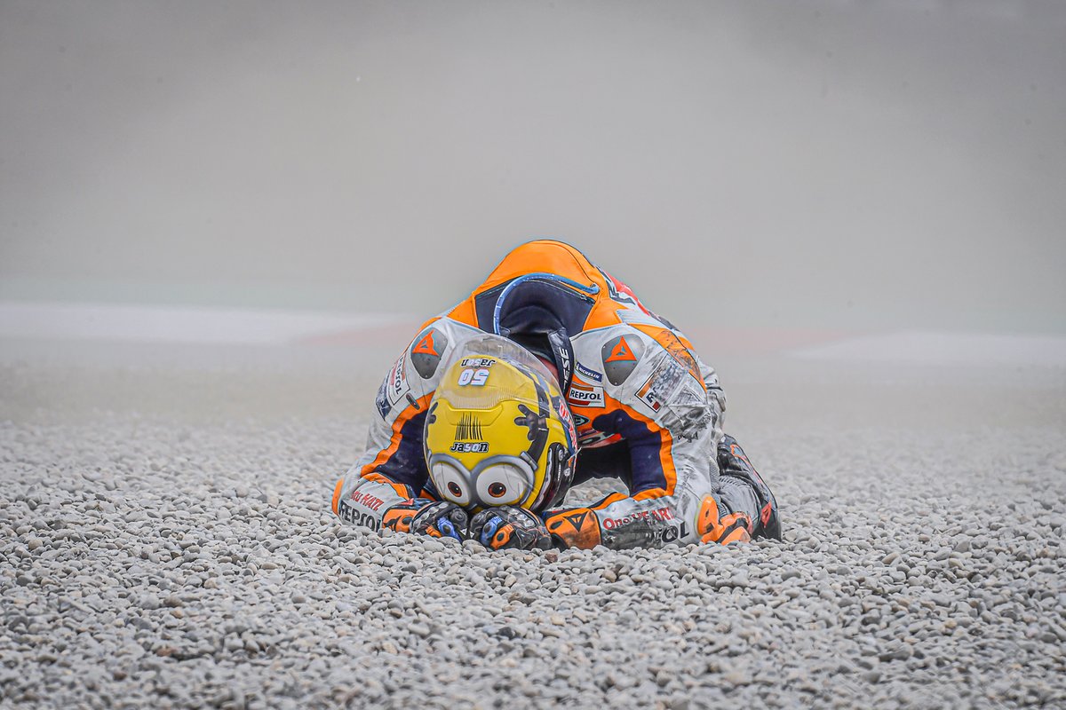 Pol Espargaro, Repsol Honda Team, kecelakaan saat lomba MotoGP Catalunya.