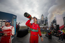 Подіум: друге місце - Лукас ді Грассі, ABT Schaeffler Audi Sport