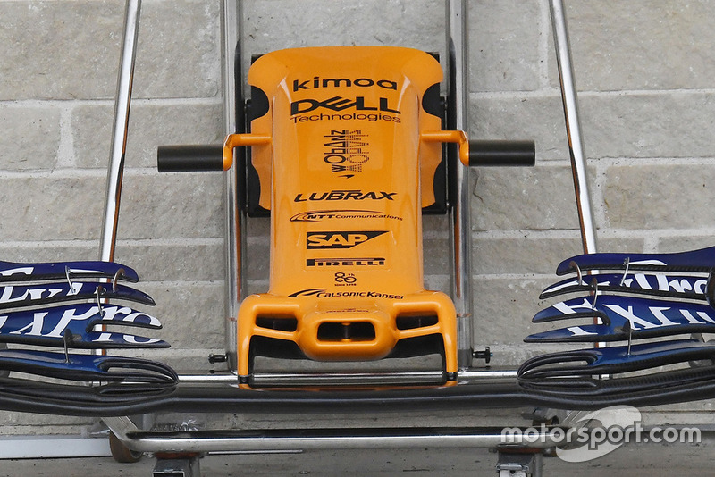 McLaren MCL33, első szárny