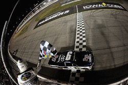 William Byron, Kyle Busch Motorsports, Toyota, gewinnt