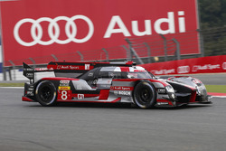 #8 Audi Sport Team Joest, Audi R18 e-tron quattro: Lucas di Grassi, Loic Duval, Oliver Jarvis