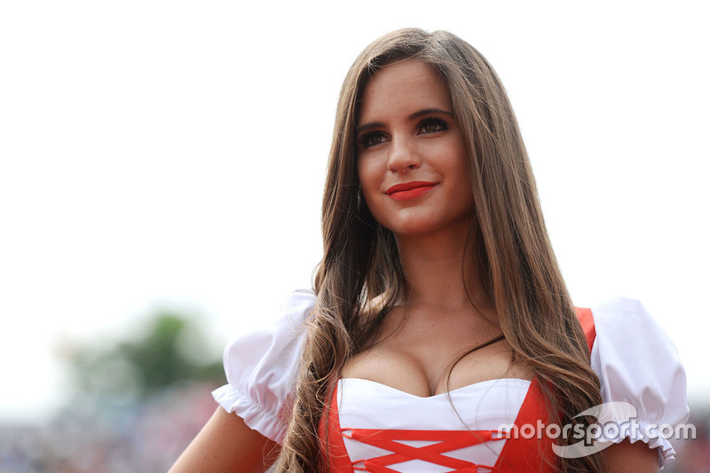 Grid girl