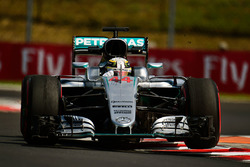 Lewis Hamilton, Mercedes AMG F1 W07 Hybrid