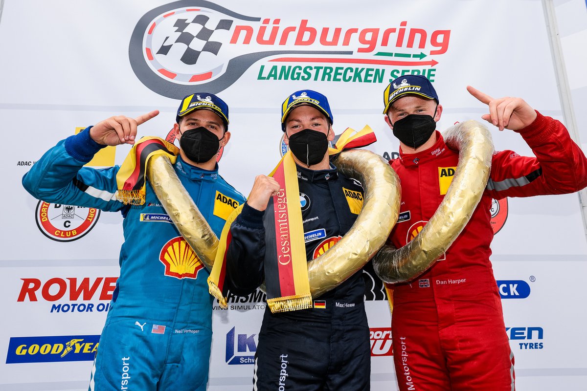 #44 BMW Junior Team BMW M6 GT3: Daniel Harper, Max Hesse, Neil Verhagen