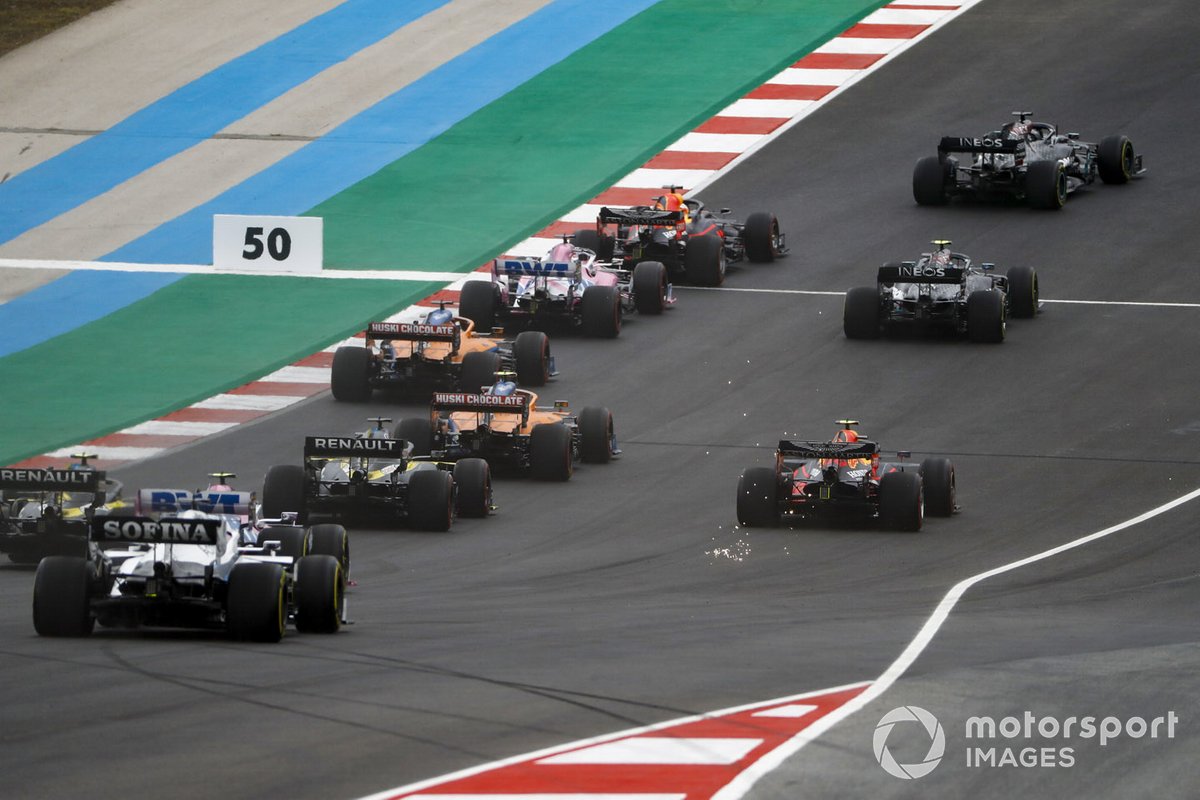 Lewis Hamilton, Mercedes F1 W11, Max Verstappen, Red Bull Racing RB16, Valtteri Bottas, Mercedes F1 W11, Charles Leclerc, Ferrari SF1000, Sergio Perez, Racing Point RP20, and the rest of the field on the opening lap